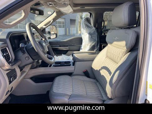 New 2026 Ford F450 Platinum w/ Platinum Plus Package image 9