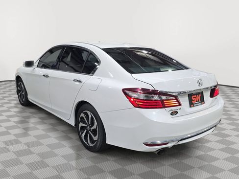 Used 2017 Honda Accord EX-L image 5