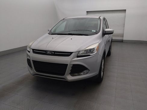 Used 2015 Ford Escape SE image 15