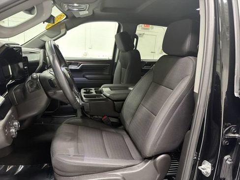 Certified 2025 Chevrolet Silverado 1500 LT AWD/4WD image 19