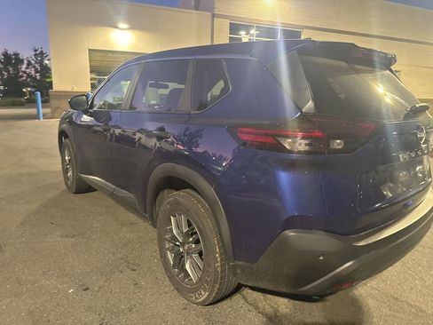 Used 2023 Nissan Rogue S FWD image 18