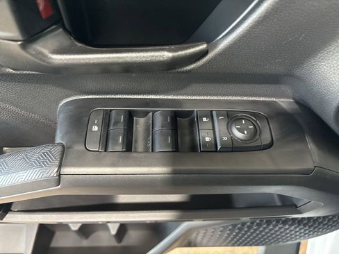 New 2026 Toyota Tacoma SR5 image 13