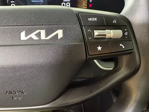 New 2026 Kia K4 FWD image 25