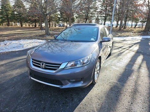 Used 2015 Honda Accord EX-L image 2
