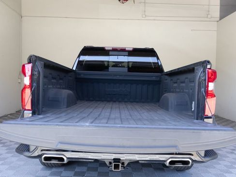 Used 2023 Chevrolet Silverado 1500 High Country AWD/4WD image 16