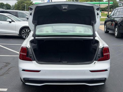 Certified 2025 Volvo S60 B5 Plus AWD/4WD image 5