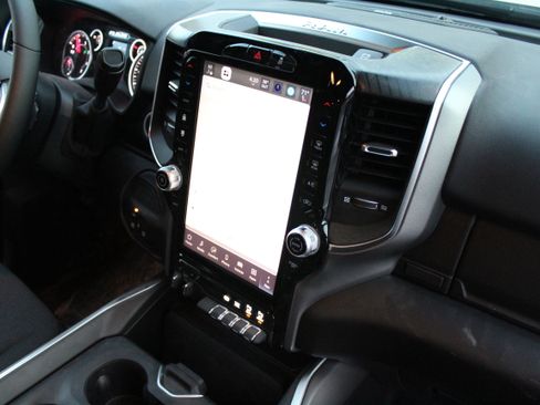 Used 2025 RAM 2500 Big Horn image 19