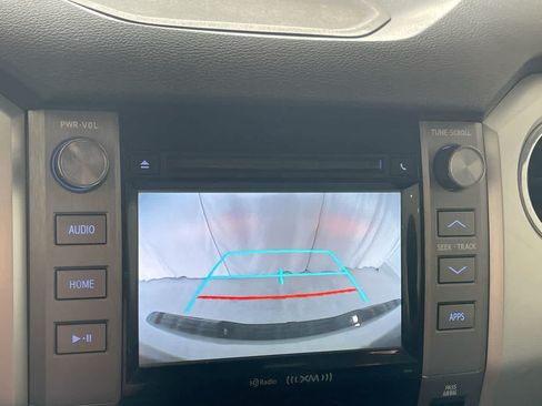 Used 2019 Toyota Tundra SR5 w/ SR5 Upgrade Package AWD/4WD image 17