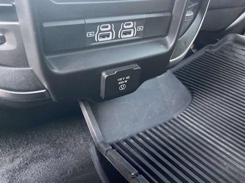 Certified 2025 RAM 1500 Big Horn AWD/4WD image 13