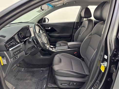 Used 2020 Kia Niro EX w/ Cold Weather Package image 15