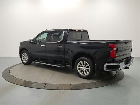 Used 2019 Chevrolet Silverado 1500 LTZ image 6