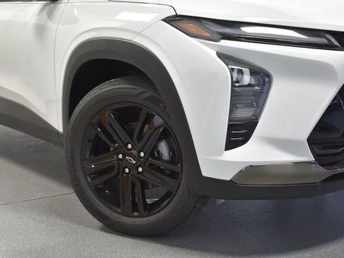 New 2026 Chevrolet Trax ACTIV w/ Driver Confidence Package FWD image 4