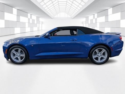 Used 2024 Chevrolet Camaro LT w/ Technology Package image 4