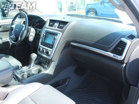 Used 2017 GMC Acadia Limited SLT image 30
