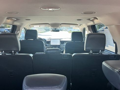 Certified 2024 Ford Expedition Max XLT image 14