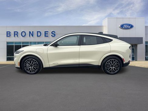 Used 2025 Ford Mustang Mach-E Premium image 1