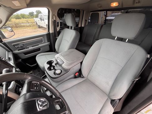 Used 2018 RAM 2500 SLT AWD/4WD image 13