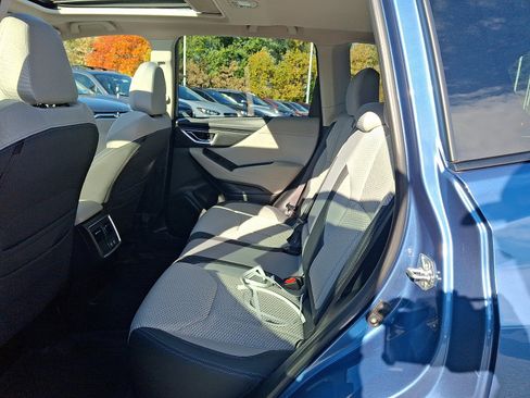 Used 2022 Subaru Forester Premium image 10