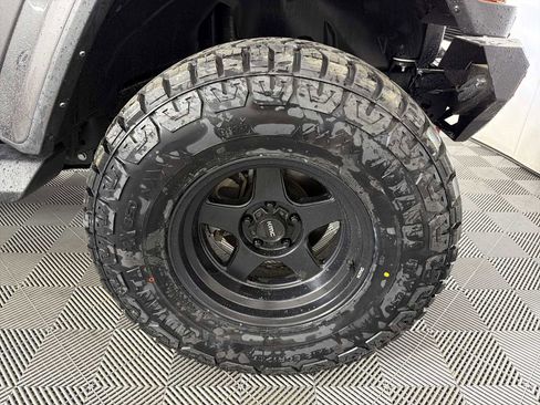 Used 2021 Jeep Wrangler Unlimited Sahara AWD/4WD image 10