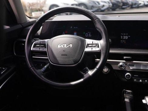 Used 2025 Kia Telluride S AWD/4WD image 27