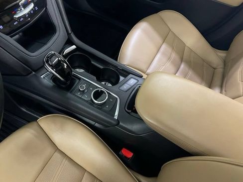 Used 2025 Cadillac XT6 Premium Luxury w/ Platinum Package AWD/4WD image 17