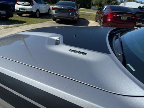 Used 2013 Dodge Challenger R/T image 38