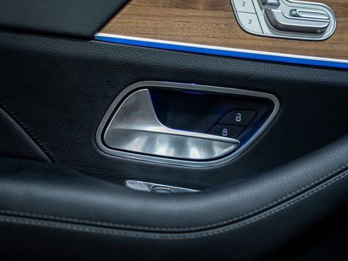 Used 2024 Mercedes-Benz GLE 350 4MATIC w/ AMG Line Exterior image 68