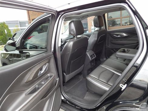 Used 2019 GMC Terrain SLT w/ Infotainment Package II image 9