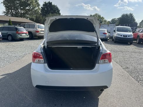 Used 2015 Subaru Impreza 2.0i Premium AWD/4WD image 13