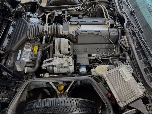 Used 1994 Chevrolet Corvette Convertible RWD image 28