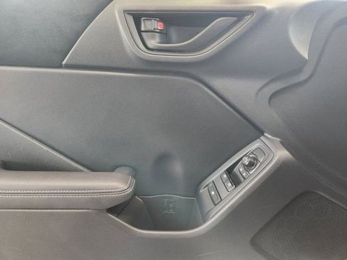 Used 2025 Toyota GR86 Premium RWD image 23