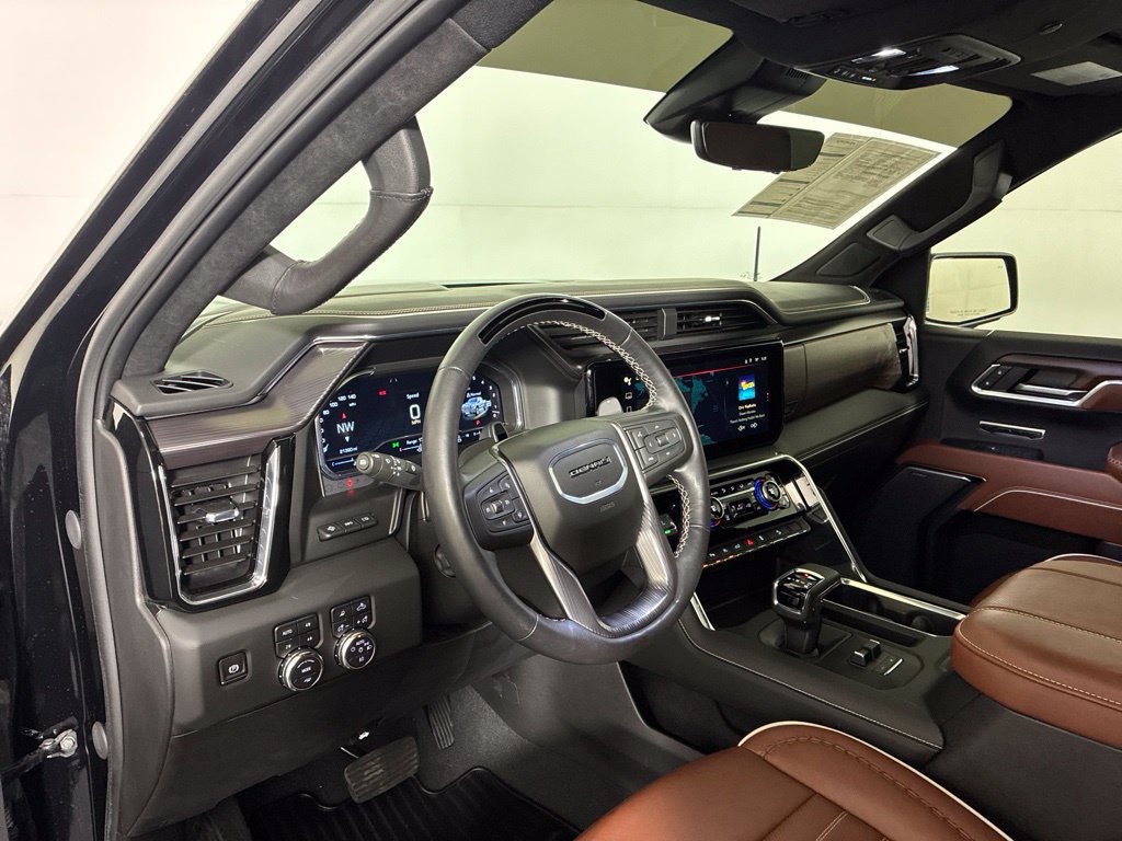 Used 2025 GMC Sierra 1500 Denali Ultimate AWD/4WD image 19