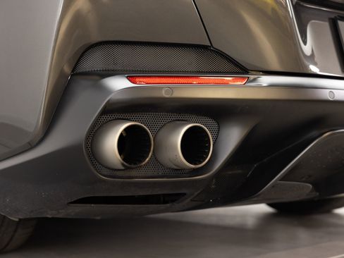 Used 2019 Ferrari Portofino RWD image 49