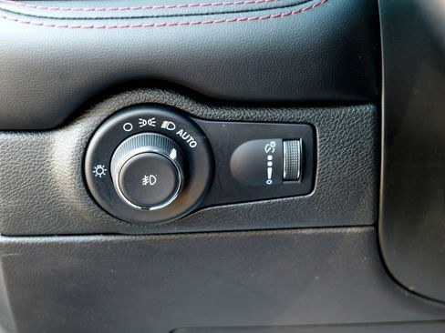 Used 2022 Dodge Durango R/T w/ Blacktop Package image 53