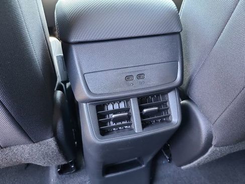 New 2026 Chevrolet Equinox LT w/ Midnight Edition FWD image 11