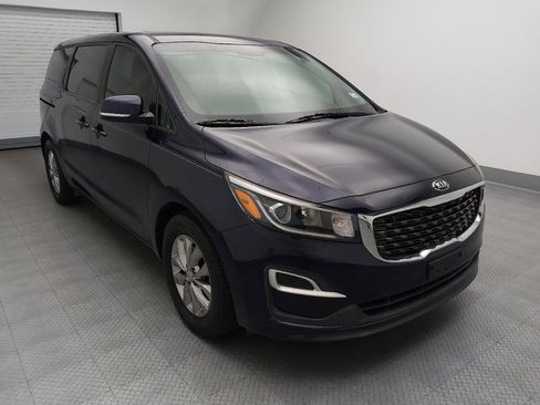 Used 2021 Kia Sedona LX FWD image 13