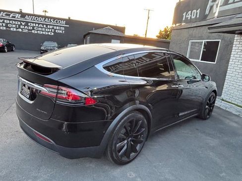 Used 2020 Tesla Model X Long Range AWD/4WD image 29