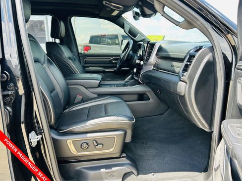 Used 2020 RAM 1500 Limited w/ Black Appearance Package AWD/4WD image 35