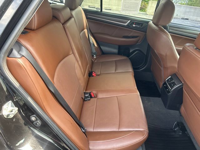 Used 2017 Subaru Outback 2.5i Touring w/ Popular Package #5A AWD/4WD image 18