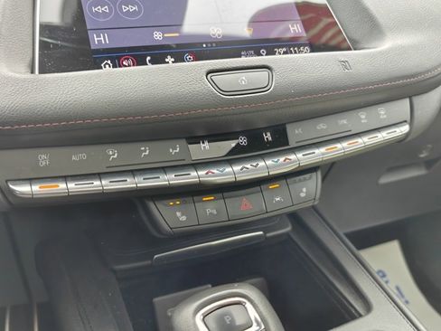 Used 2019 Cadillac XT4 Sport w/ Cold Weather Package image 28