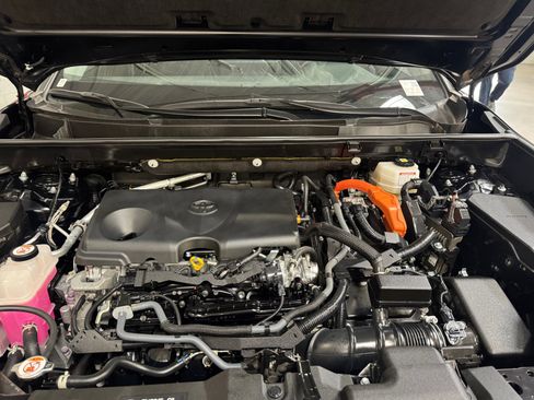 Certified 2023 Toyota RAV4 XLE image 22