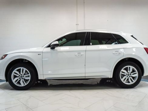 Used 2023 Audi Q5 2.0T Premium w/ Convenience Package AWD/4WD image 34