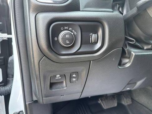 Used 2023 RAM 1500 Big Horn AWD/4WD image 20