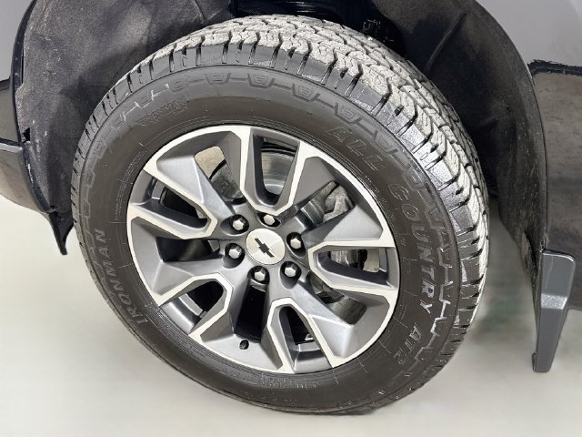 Used 2022 Chevrolet Silverado 1500 RST AWD/4WD image 32