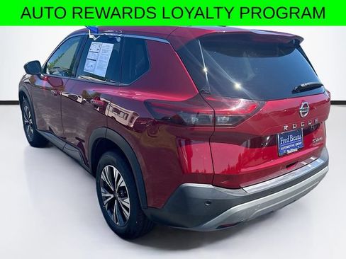Used 2021 Nissan Rogue SV AWD/4WD image 6