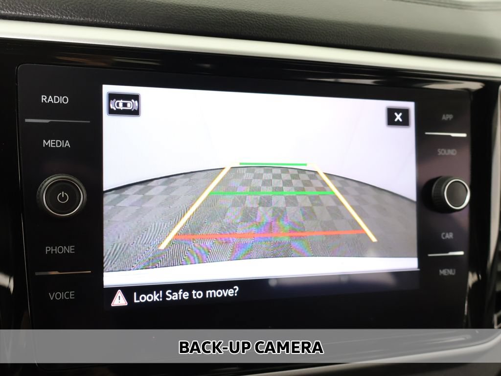 Used 2022 Volkswagen Atlas Cross Sport SE FWD image 5