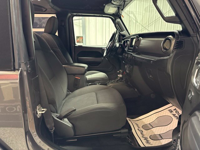Used 2022 Jeep Wrangler Sport AWD/4WD image 21