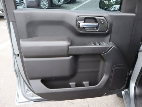 Used 2023 Chevrolet Silverado 1500 Custom AWD/4WD image 17