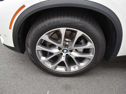 Used 2019 BMW X5 xDrive40i AWD/4WD image 16
