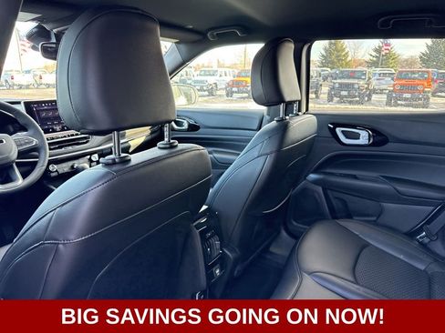 New 2026 Jeep Compass Latitude AWD/4WD image 38